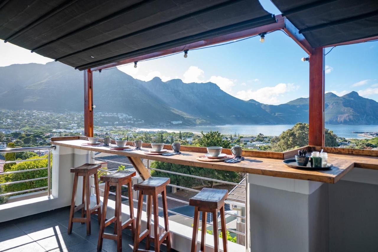 Hout & About * Hout Bay
