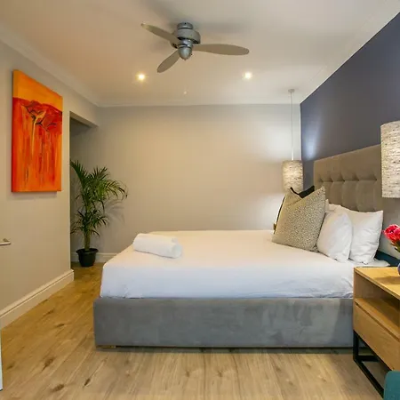 Hout & About Guest House Hout Bay Exterior foto