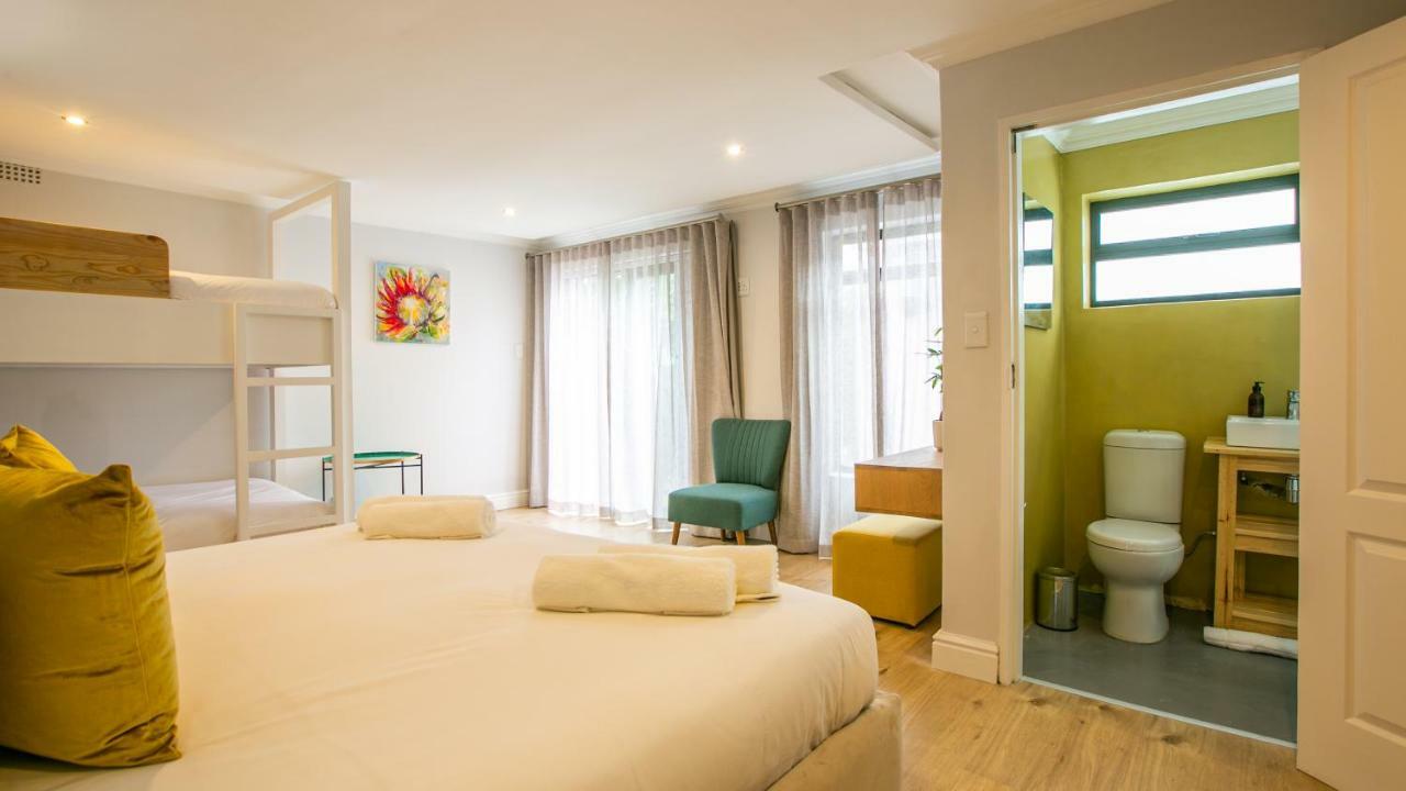 Guest house Hout & About *